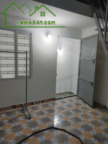 Cho thuê nhà riêng có đòi cơ bản tại Hào Khê , Kênh Dương . Phù hợp gia đình , sinh viên ở - 4