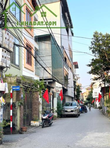 Nhà đẹp nội thất hiện đại giá rẻ cạnh mặt phố Kiên Thành DT 31m2 . Giá 5.6 tỷ - 5