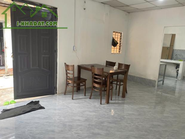 CHO THUÊ PHÒNG TRỆT – HẺM RỘNG  PHƯỜNG TÂN TẠO , BÌNH TÂN , TP HCM