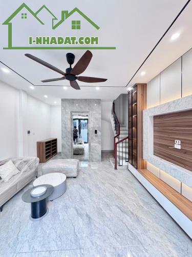 BÁN NHÀ 6 TẦNG THANG MÁY – ĐÀM QUANG TRUNG - 2