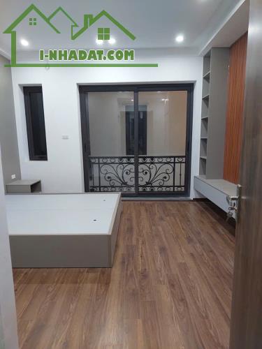 Ngõ đẹp gần Vin Đan Phượng – 5 tầng mới 35m² – không có căn thứ 2, giá 4,5 tỷ - 2