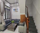 Bán nhà 3 tầng 4PN gần chung cư Hoàng Quân, Vĩnh Hoà, Bắc Nha Trang, 139m2, giá 8 tỷ 340