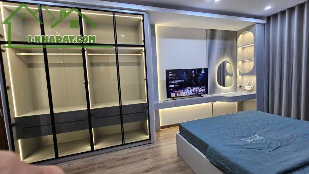 Bán cc GOLDEN PARK Cầu Giấy 98m², 3PN 2VS, full đồ cao cấp. tàng cao, thoáng gió, có slot - 2