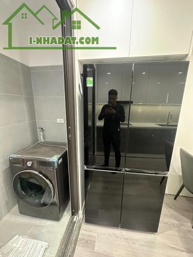 Bán căn hộ siêu hiếm 82m 3pn 2vs giá 6.6ty có lot ô tô chính chủ cần bán