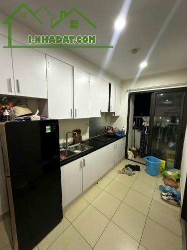 Cho thuê căn hộ tầng 12 chung cư Osaka Complex, 80 m², gồm 3 phòng ngủ – 2 vệ sinh 9,5
