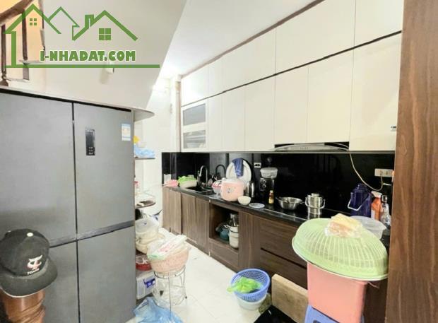 BÁN NHÀ CHU HUY MÂN, 15M RA Ô TÔ TRÁNH, TẶNG FULL NỘI THẤT XỊN SÒ, GẦN PHỐ, GIÁ MỀM - 2