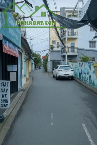 Nhà nhỏ hẻm xe tải 3.3 triệu Trường Chinh - 3