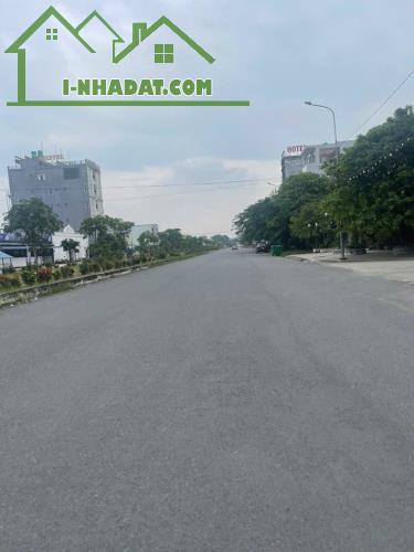 Bán nhanh 390m2 đất full thổ gần KDC Hoàng Long, Bến Lức – SHR – Đường xe hơi – giá 13tr/m - 2