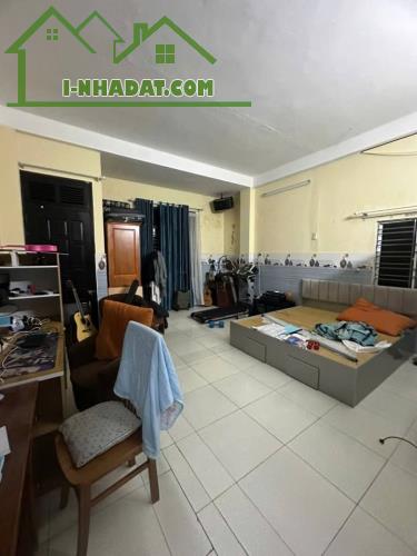 ► Nhà sát MT Chế Lan Viên, 208m2, ngang 13m, 3 tầng + 5 Phòng cho thuê, 15.x tỷ - 3