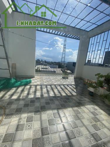 BÁN NHÀ 4 mê, góc 2 mặt tiền đường bùi tá hán