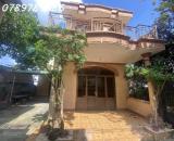 Bán đất 236m2 (100m2 thổ cư), hẻm xe máy cách QL51 80m. Trên đất có đến 2 căn nhà cũ