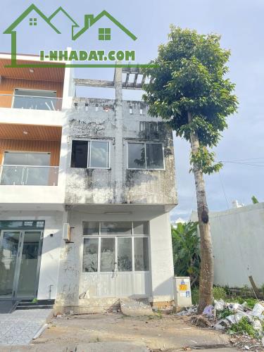 BÁN NHÀ THÔ 1 TRỆT 2 LẦU ĐƯỜNG SỐ 2 - KDC NÔNG THỔ SẢN, Q. CÁI RĂNG, CẦN THƠ.