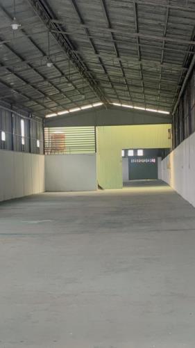 cho thuê kho xưởng 1.300m2 đường tỉnh lộ 9 xe container thuận tiện giáp hóc môn - 1