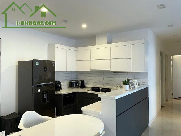 Hàng hiếm cực hót 98m 3pn 2vs giá 5.9ty CT3 duong dinh nghệ 5.9ty có lot ô tô