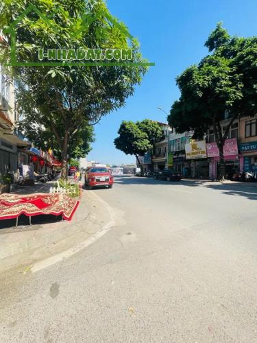 NHÀ PHỐ THẠCH BÀN 60M2 7T GARA 2 Ô TÔ, MẶT TIỀN 6M - CHỈ 1X TỶ - 3 BƯỚC RA PHỐ - 4