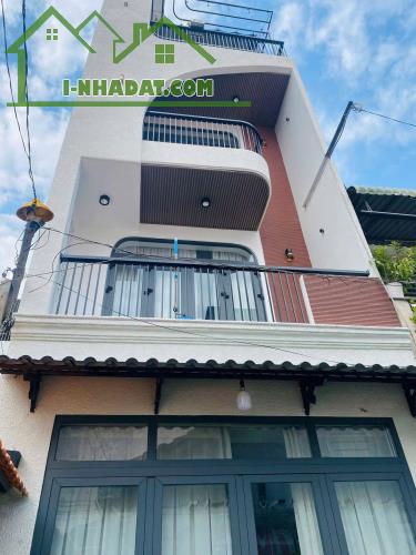 Ra mắt siêu phẩm 4 tầng đường Ngô Quyền Quận 10, SHR 66,7m2 giá 3 tỷ 950TL