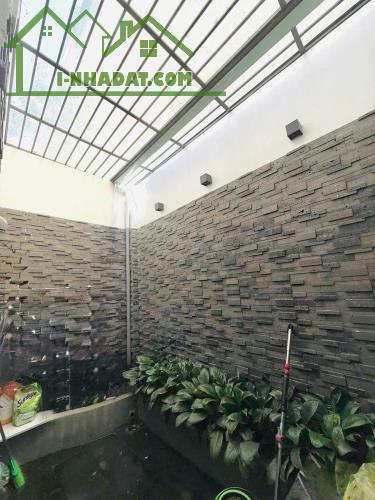 Ra mắt siêu phẩm 4 tầng đường Ngô Quyền Quận 10, SHR 66,7m2 giá 3 tỷ 950TL - 1