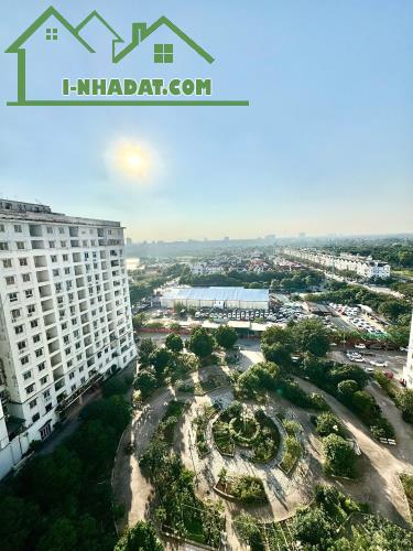 Bán gấp căn 2 ngủ,  CT1B KDT TP Giao lưu, Bắc Từ Liêm, 56m2, full đồ chỉ 5,15 tỷ