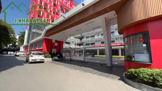 HIẾM, CHỈ HƠN 3 TỶ, CĂN HỘ LÕI NGỌC LÂM 45M, MT4M, SÁT PHỐ, NGÕ THÔNG, Ô TÔ ĐỖ CỬA, KD.