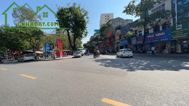 HIẾM, CHỈ HƠN 3 TỶ, CĂN HỘ LÕI NGỌC LÂM 45M, MT4M, SÁT PHỐ, NGÕ THÔNG, Ô TÔ ĐỖ CỬA, KD. - 3