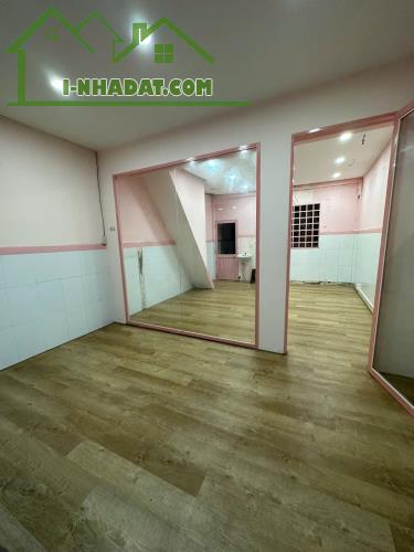 CHO THUÊ NHÀ 5 triệu 2 phòng ngủ TRỆT LẦU 2 phòng ngủ KẾ CHỢ AN HOÀ - 3