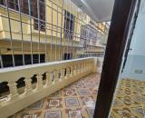 ngõ 175 Định Công 45m2 x 5 tầng, 5 ngủ, 4 wc 14 triệu/tháng