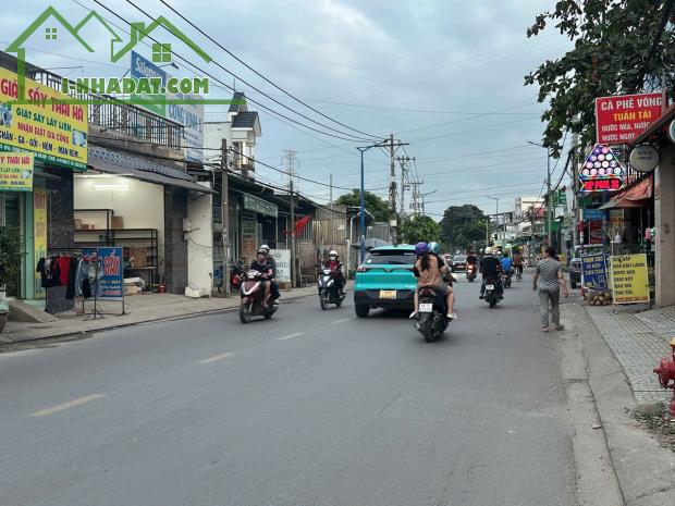 Bán nhà MTKD ngay Metro Hiệp Phú Q12 ngang 6.6m 165m2 3 tầng đẹp vào ở và KD chỉ 17.5 tỷ. - 4