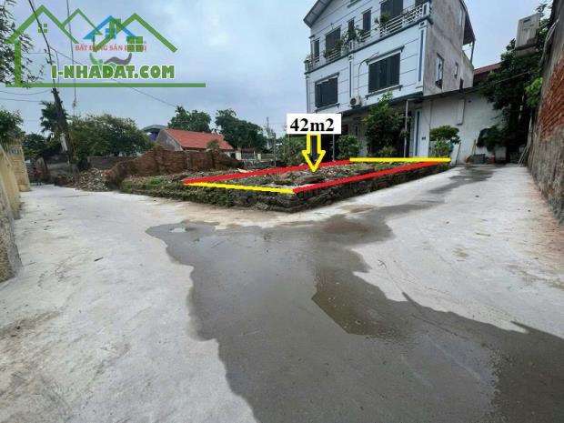 Bán đất Úc Lý Thanh Văn Thanh Oai, Lô góc 3 thoáng 42m2, ô tô tránh, Gần SVĐ Olympic