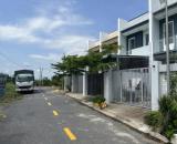 Bán đất Mặt Tiền, View Núi gần Chợ, Chỉ 590tr, Thạnh Tân-Tây Ninh