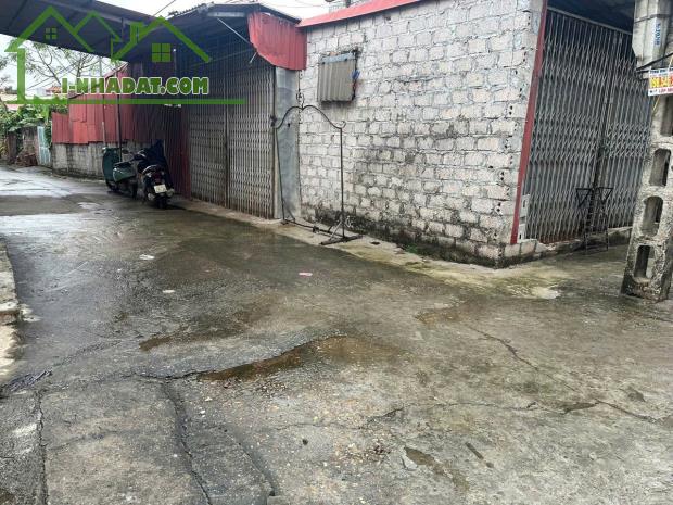 72M NHÀ MÁI BẰNG CÓ GÁC XẾP.
NGỌC TẢO- PHÚC THỌ- KHU VỰC TIỀM NĂNG .GIAO THÔNG THUẬN