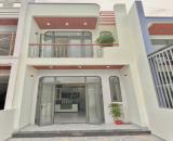 Bán gấp căn nhà lầu, giá 2 tỷ x ngayđường Đồng Khởi Biên Hòa