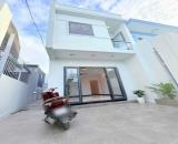 Nhà sổ riêng thổ cư mới xây 2.39 tỷ/83m2/1 lầu 1 trệt đường thông