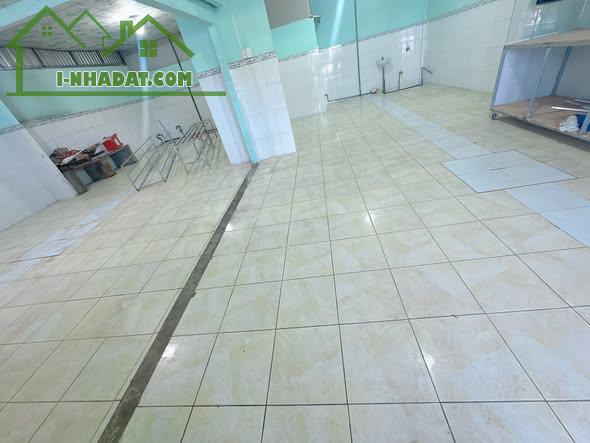 Cho thuê nhà mặt tiền kinh doanh đa ngành nghề khu trung tâm TP Bến Tre.Gía 12 triệu - 2