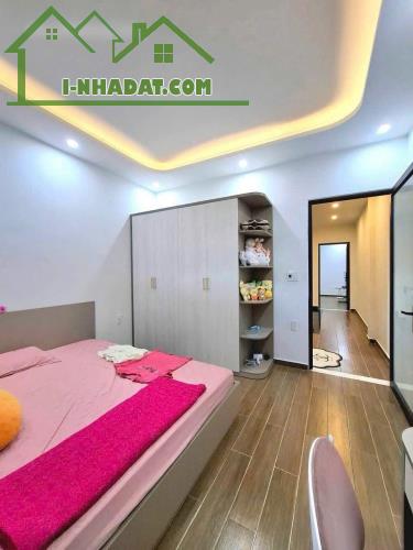 .Nhà 4 Tầng ( độc lập - sân cổng riêng) tại Trần Nguyên Hãn - Oto đỗ cổng 🚗 - 4