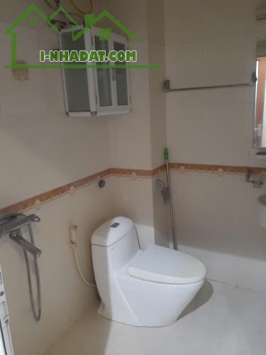 Cho thuê nhà 5 tầng full đồ – Nguyễn An Ninh, gần ĐH KTQD      DT 45m² x 5 tầng, mỗi tầng - 5