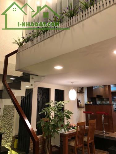 Bán nhà Đặng Văn Ngữ full công năng, 3PN, nhỉnh 6 tỷ. - 3