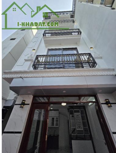 NHÀ ĐẸP – ĐÔNG NGẠC- THỤY PHƯƠNG- NGÕ NÔNG, RỘNG, GẦN Ô TÔ ĐỖ- FULL NỘI THẤT.