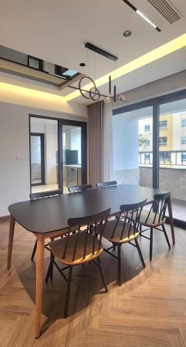 BÁN CĂN CHUNG CƯ VIMECO II NGUYỄN CHÁNH, CẦU GIẤY 183 M2, 4 PHÒNG NGỦ, 4 VS.