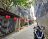 Lạc Long Quân, DT 93M2x5T, MT 7M, giá 31 tỷ  MẶT NGÕ THÔNG TỨ TUNG -  Ô TÔ - MẶT TIỀN RỘNG