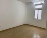 Bán nhà mặt phố La Thành, Ba Đình, 95m2 mặt tiền 5m, vị trí đẹp, đón đầu tương lai, 56 tỷ!