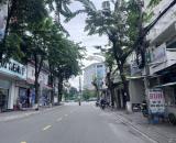 Cần bán gấp Khách sạn 5 tầng, mặt tiền đường Trung tâm QN