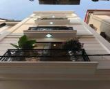 Bán nhà Phạm Văn Đồng, 36m2, phân lô, ô tô, full nội thất ,  nhỉnh 5tỷ.