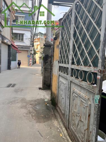 CẦU ĐƠ- TRUNG TÂM HÀ ĐÔNG, CHÍNH CHỦ CHO THUÊ NHÀ NGUYÊN CĂN 3 TẦNG. NHÀ MẶT NGÕ RỘNG 3,5M - 1