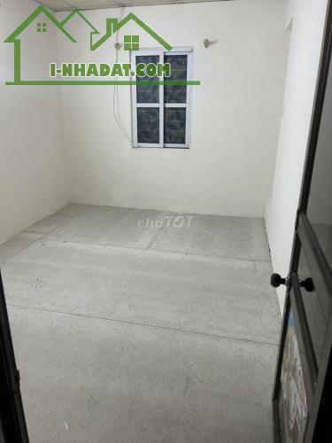 Cho thuê nhà nguyên căn cấp 4 Ngõ 136 Ngọa Long, Phường Minh Khai, Quận Bắc Từ Liêm, Hà - 2