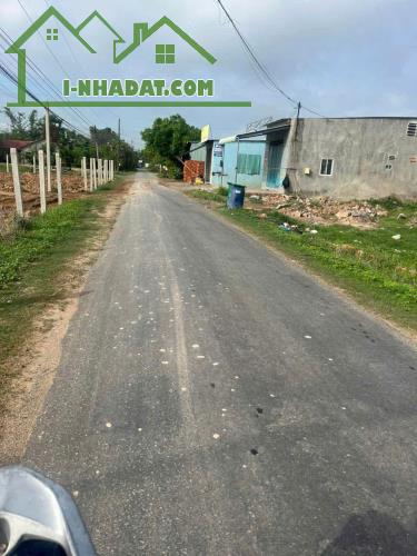 Bán đất thổ + lúa ,mặt tiền đường nhựa xã Đức Lập Hạ , dt 1500m2 ( 288m2 thổ ) giá 4,4 tỷ - 1