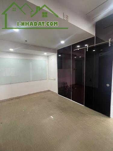 BÁN CĂN HỘ HIẾM RIVER GATE – BẾN VÂN ĐỒN, QUẬN 4, TP.HCM - 4