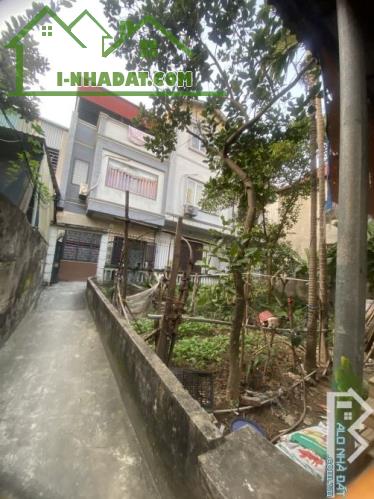 Bán nhà 3 tầng 61m2 tại liên mạc. Nhà dân xây ngõ nông.ngay cống liên mạc - 2