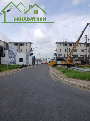 Nền Góc gần Hồ Cảnh Quan, Khu Nam Long 3, Cái Răng, TP. Cần Thơ - 1