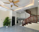 💯💯Bán Nhà  Lô Góc phố Ỷ Lan khu vực Trung Tâm ô tô ngủ trong nhà. 90m x 3 tầng, chỉ 6,8