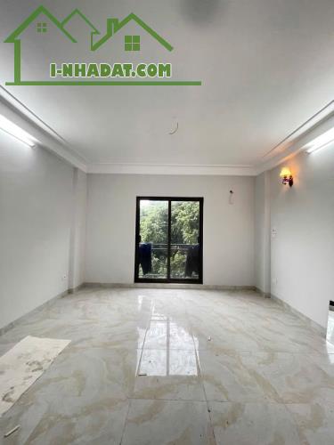 TDP Phượng Nghĩa - Phường Chương Mỹ nhà 4 tầng ô tô lùi cửa 3,98 tỷ - 3